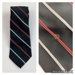 Vintage Pierre Cardin Paris New York, black silver red stripe tie 3.25” x 55”